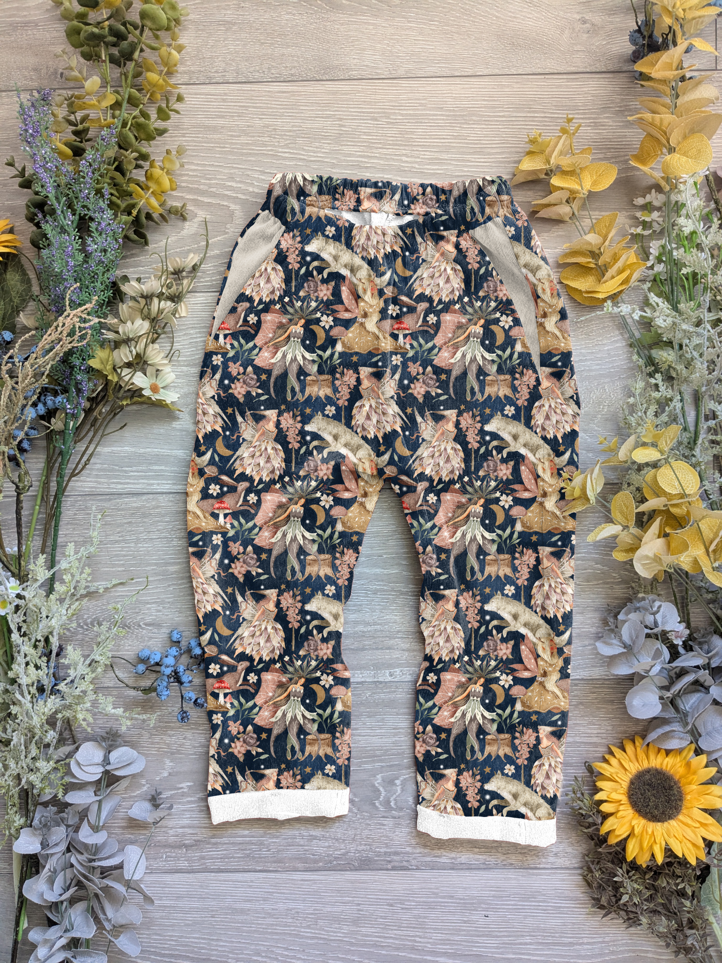 Fairy field Vintage trousers with elastic in band - Sunshine and Raebows