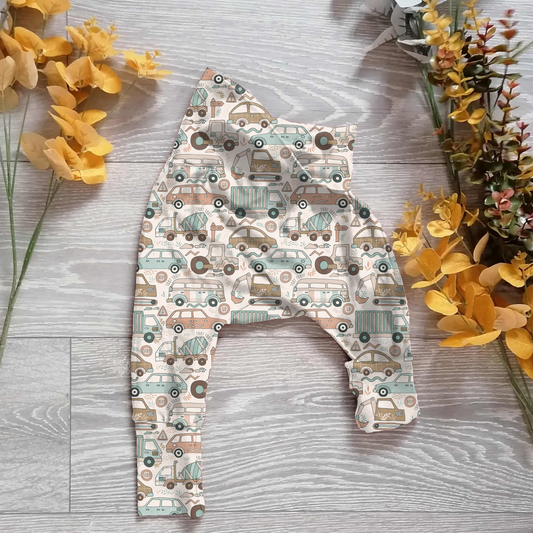 Traffic jam Willow pants/shorts (gusset and gussetless) - Sunshine and Raebows