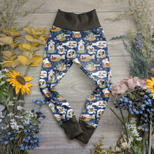Load image into Gallery viewer, Autumn Winnie Leggings - Sunshine and Raebows
