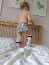 Load image into Gallery viewer, The Soaker Preflats - Custom &amp; rts - Sunshine and Raebows
